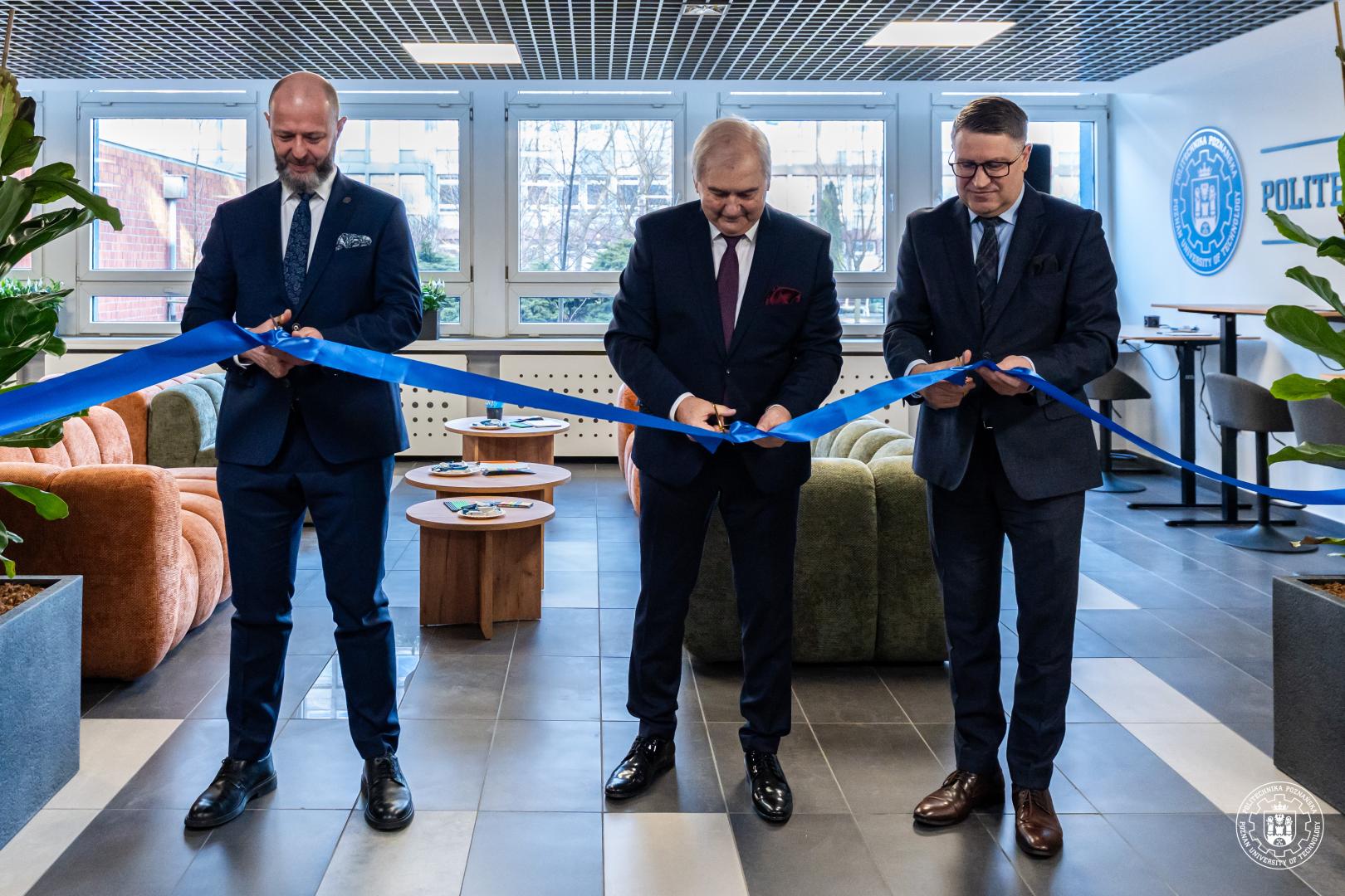 KJF BROKER NA POLITECHNICE POZNAŃSKIEJ